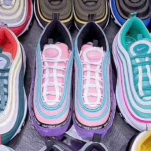 Meet your Posher, Tonniea